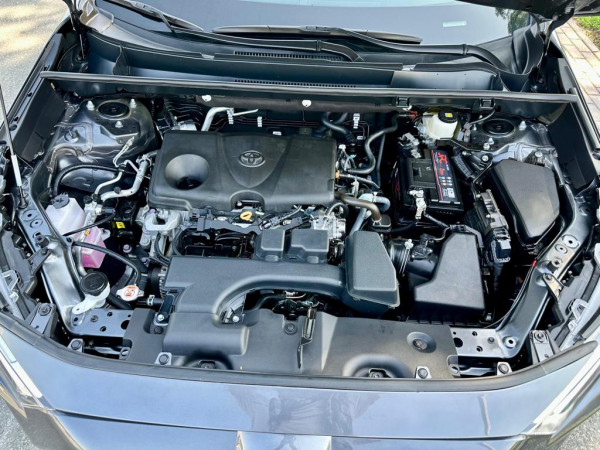 Toyota RAV 4 2023/ Grey LHD Petrol AT SUV Crossover 2WD view 18