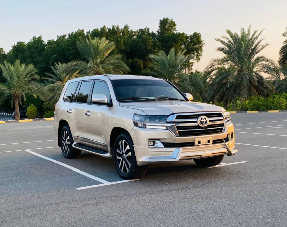 Toyota Land Cruiser 2012  Gold LHD Petrol AT SUV 4WD view 16