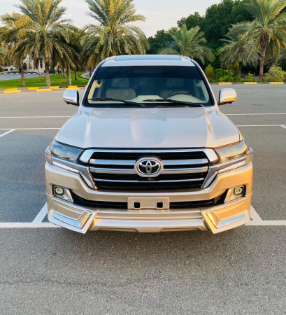 Toyota Land Cruiser 2012  Gold LHD Petrol AT SUV 4WD view 18