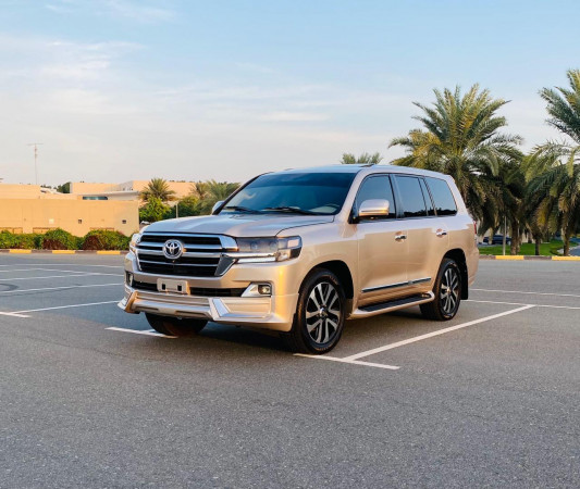 Toyota Land Cruiser 2012  Gold LHD Petrol AT SUV 4WD view 22