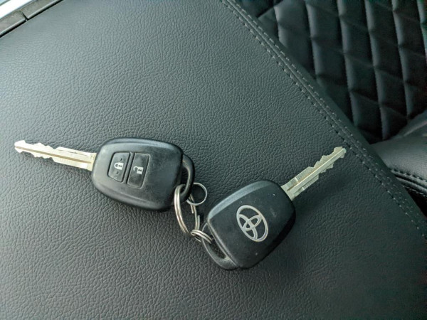 Toyota LAND CRUISER PRADO 2019/ Black LHD Diesel AT SUV 4WD view 14