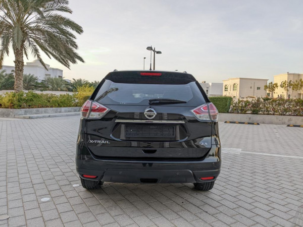 Nissan X-Trail 2016/ Black LHD Petrol AT SUV 4WD view 15