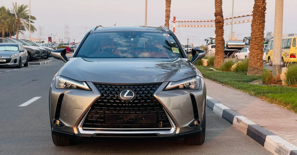 Lexus 250 2019  Gold RHD Gasoline AT SUV 4WD