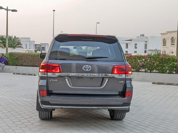 Toyota Land Cruiser 2011  Grey LHD Petrol AT SUV 4WD view 14