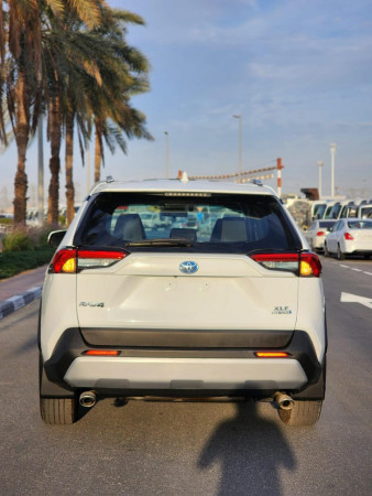Toyota RAV 4 2019  White LHD Hybrid AT SUV Crossover 2WD view 20