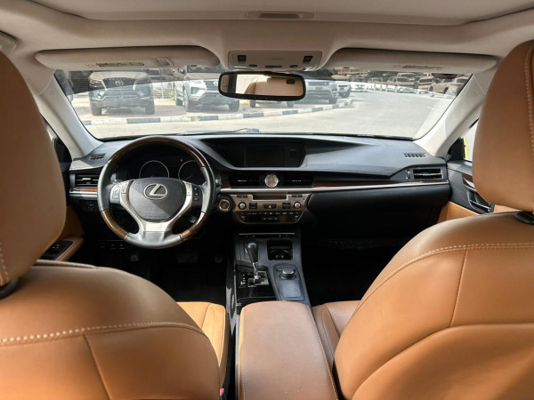 Lexus ES 350 2014/ Black LHD Petrol AT Sedan 2WD view 5