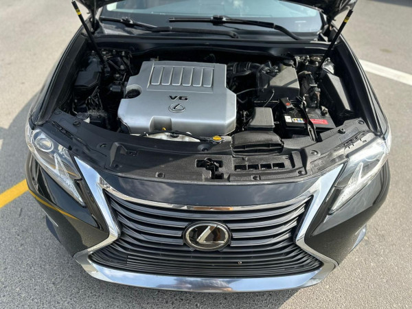 Lexus ES 350 2014/ Black LHD Petrol AT Sedan 2WD view 13