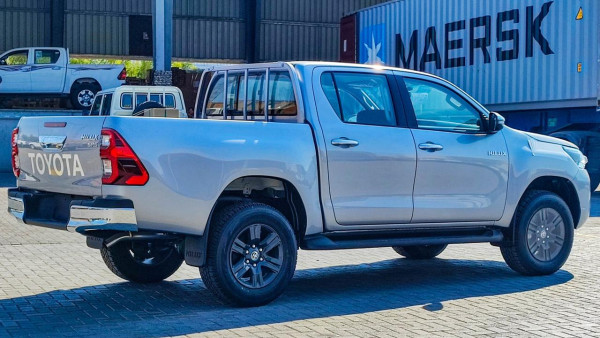 Toyota Hilux 2023  Silver LHD Diesel AT Pickup 4WD