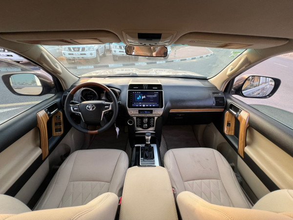 Toyota LAND CRUISER PRADO 2012/ Brown LHD Petrol AT SUV 4WD view 3