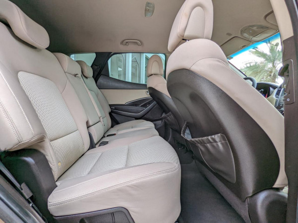 Hyundai Santa Fe 2013/ Gold LHD Petrol AT SUV 2WD view 6