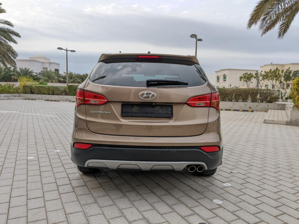 Hyundai Santa Fe 2013/ Gold LHD Petrol AT SUV 2WD view 16