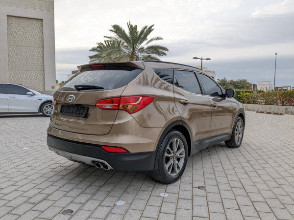 Hyundai Santa Fe 2013/ Gold LHD Petrol AT SUV 2WD view 17