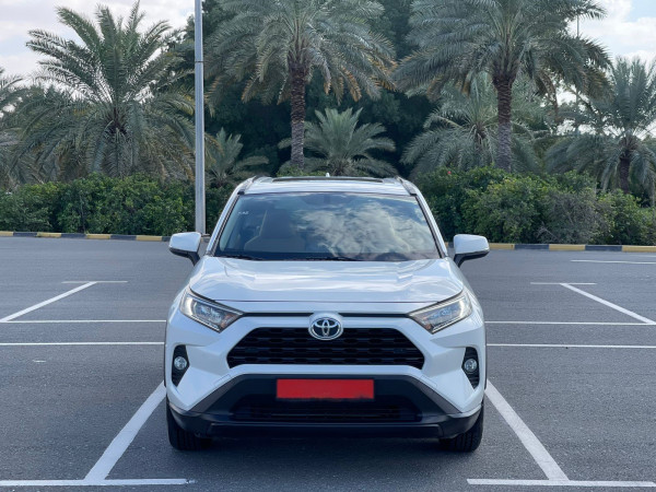 Toyota RAV 4 2019  White LHD Petrol AT SUV Crossover 4WD