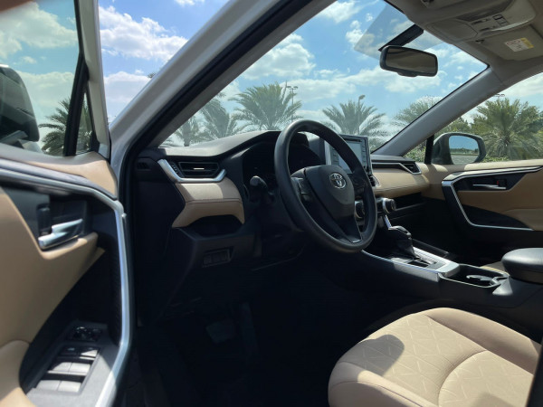 Toyota RAV 4 2019  White LHD Petrol AT SUV Crossover 4WD view 10