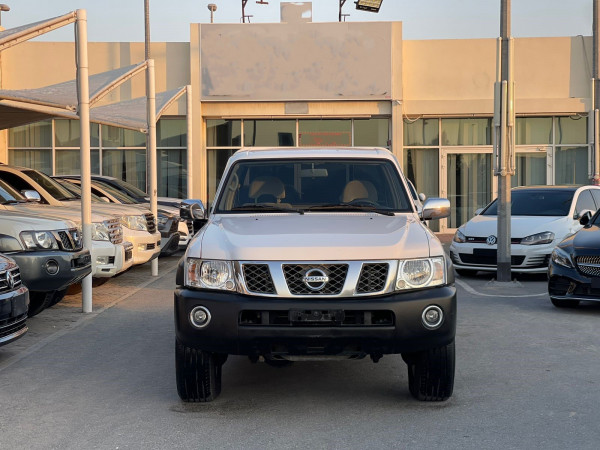 Nissan Patrol 2017  White LHD Petrol AT Pickup 4WD
