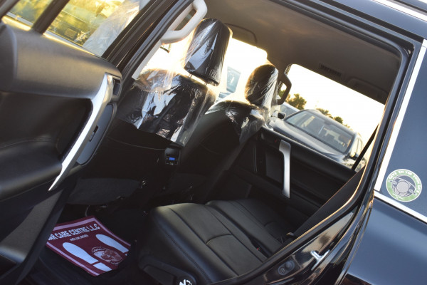 Toyota LAND CRUISER PRADO 2018  Black RHD Diesel AT SUV 4WD view 9
