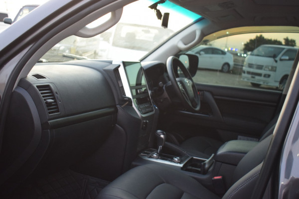 Toyota Land Cruiser 2016  Grey RHD Diesel AT SUV 4WD view 13