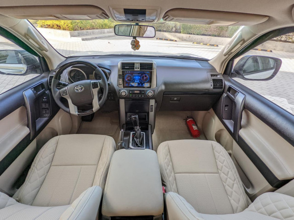 Toyota LAND CRUISER PRADO 2011  White LHD Petrol AT SUV 4WD view 6