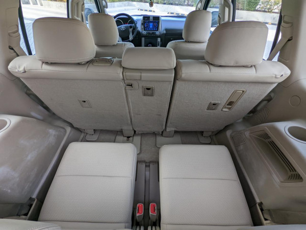 Toyota LAND CRUISER PRADO 2011  White LHD Petrol AT SUV 4WD view 7