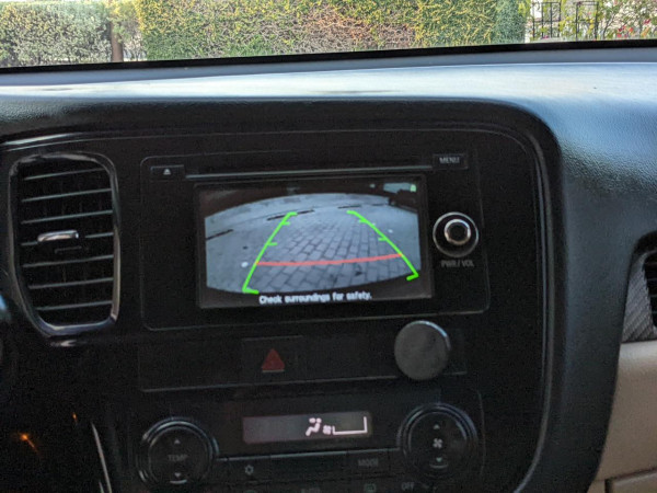 Mitsubishi Outlander 2016  Black LHD Petrol AT SUV 4WD view 3