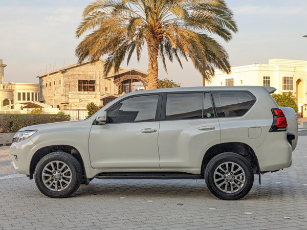 Toyota LAND CRUISER PRADO 2021  White LHD Petrol AT SUV 4WD view 12