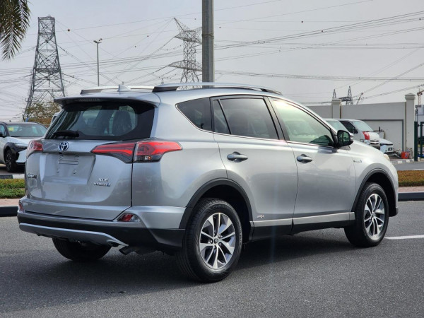 Toyota RAV 4 2017  Silver LHD Hybrid AT SUV Crossover 2WD view 11