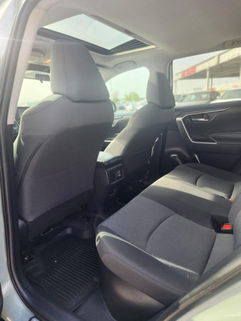 Toyota RAV 4 2021  Green LHD Hybrid AT SUV Crossover 2WD view 3