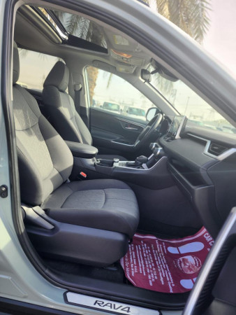 Toyota RAV 4 2021  Green LHD Hybrid AT SUV Crossover 2WD view 5