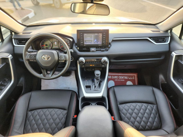 Toyota RAV 4 2020  White LHD Petrol AT SUV Crossover 4WD view 13