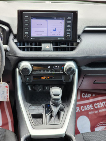 Toyota RAV 4 2021/ Silver LHD Petrol AT SUV Crossover 2WD view 4