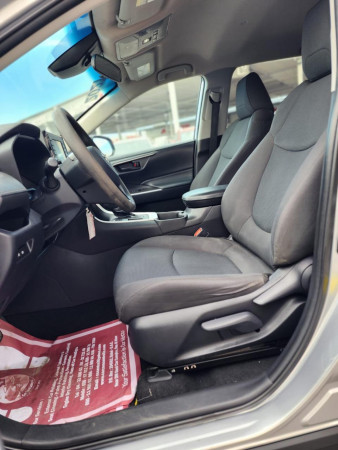 Toyota RAV 4 2021/ Silver LHD Petrol AT SUV Crossover 2WD view 6
