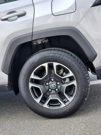 Toyota RAV 4 2021/ Silver LHD Petrol AT SUV Crossover 2WD view 9