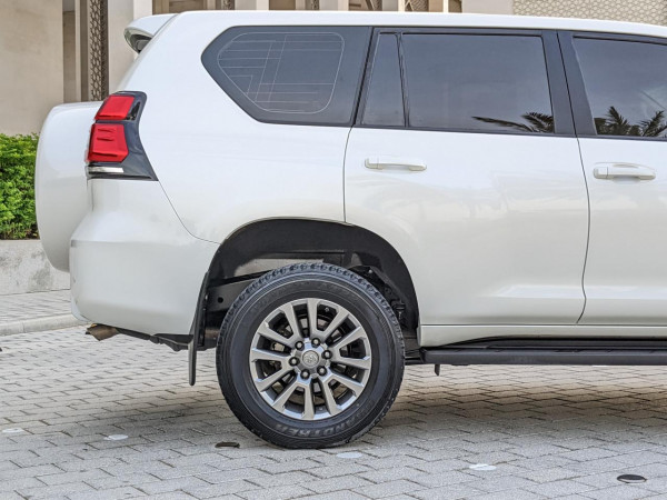 Toyota LAND CRUISER PRADO 2021  White LHD Petrol AT SUV 4WD view 2