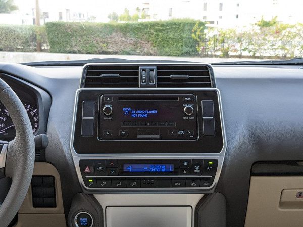 Toyota LAND CRUISER PRADO 2021  White LHD Petrol AT SUV 4WD view 9
