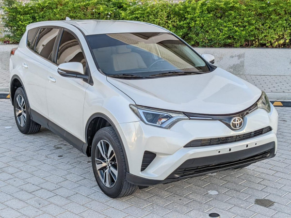 Toyota RAV 4 2017/ White LHD Petrol AT SUV Crossover 2WD view 2