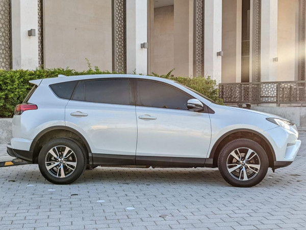 Toyota RAV 4 2017/ White LHD Petrol AT SUV Crossover 2WD view 15