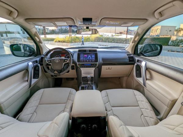 Toyota LAND CRUISER PRADO 2019  Grey LHD Petrol AT SUV 4WD view 7
