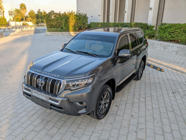 Toyota LAND CRUISER PRADO 2019  Grey LHD Petrol AT SUV 4WD view 12