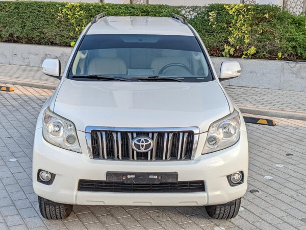 Toyota LAND CRUISER PRADO 2011  White LHD Petrol AT SUV 4WD