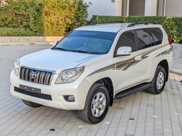 Toyota LAND CRUISER PRADO 2011  White LHD Petrol AT SUV 4WD view 8