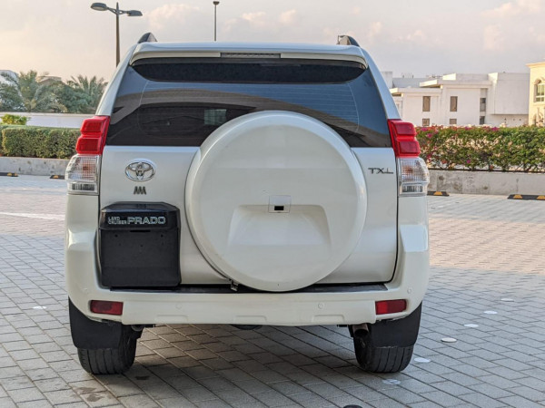 Toyota LAND CRUISER PRADO 2011  White LHD Petrol AT SUV 4WD view 11