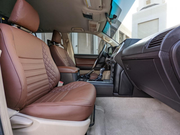Toyota LAND CRUISER PRADO 2010  Bronze LHD Petrol AT SUV 4WD view 3