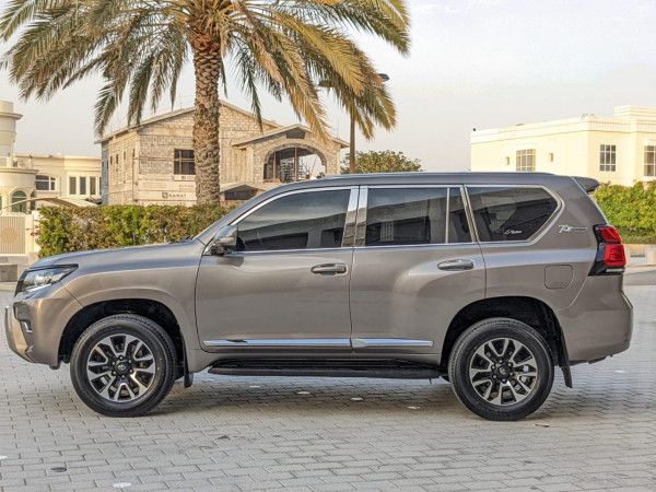 Toyota LAND CRUISER PRADO 2010  Bronze LHD Petrol AT SUV 4WD view 12