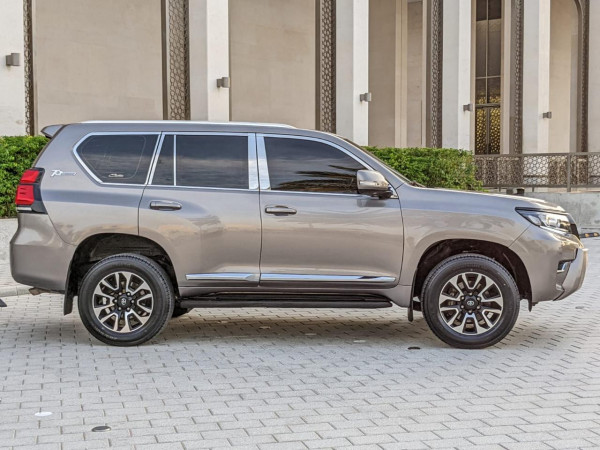 Toyota LAND CRUISER PRADO 2010  Bronze LHD Petrol AT SUV 4WD view 17