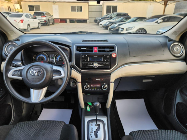 Toyota Rush 2020/ White LHD Petrol AT SUV 2WD view 6