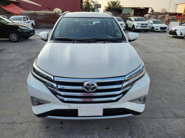 Toyota Rush 2020/ White LHD Petrol AT SUV 2WD view 14