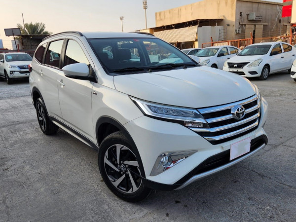 Toyota Rush 2020/ White LHD Petrol AT SUV 2WD view 18