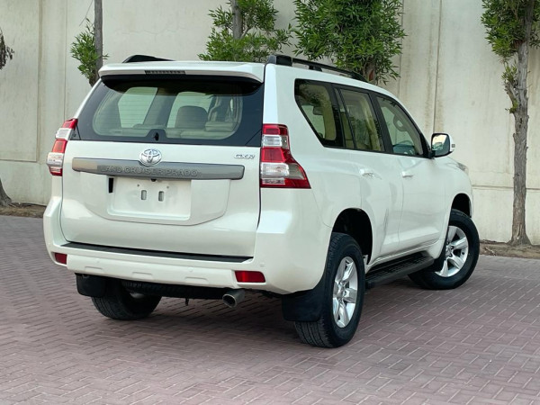 Toyota LAND CRUISER PRADO 2014/ White LHD Petrol AT SUV 4WD view 3