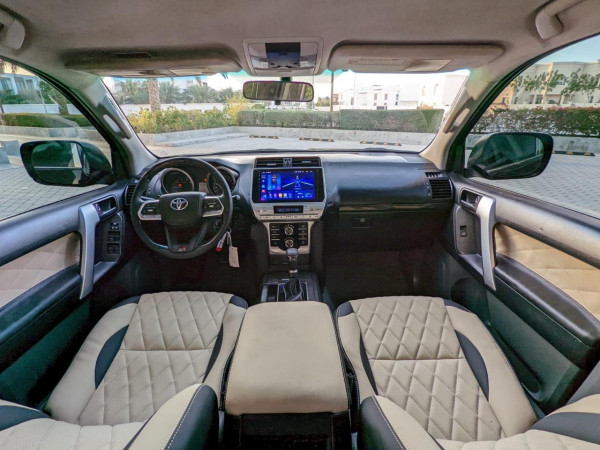 Toyota LAND CRUISER PRADO 2013  Black LHD Petrol AT SUV 4WD view 6