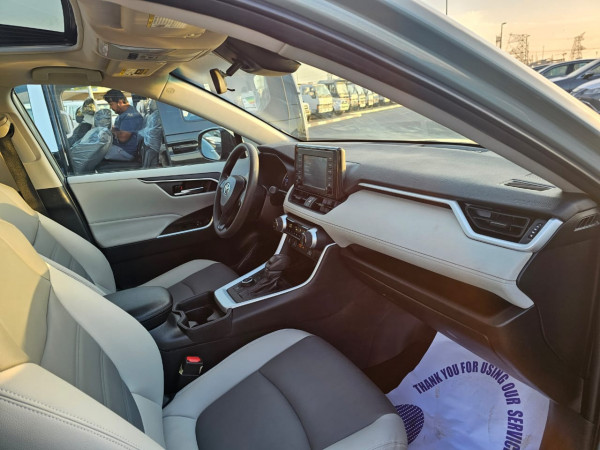 Toyota RAV 4 2019  Green LHD Hybrid AT SUV Crossover 2WD view 7